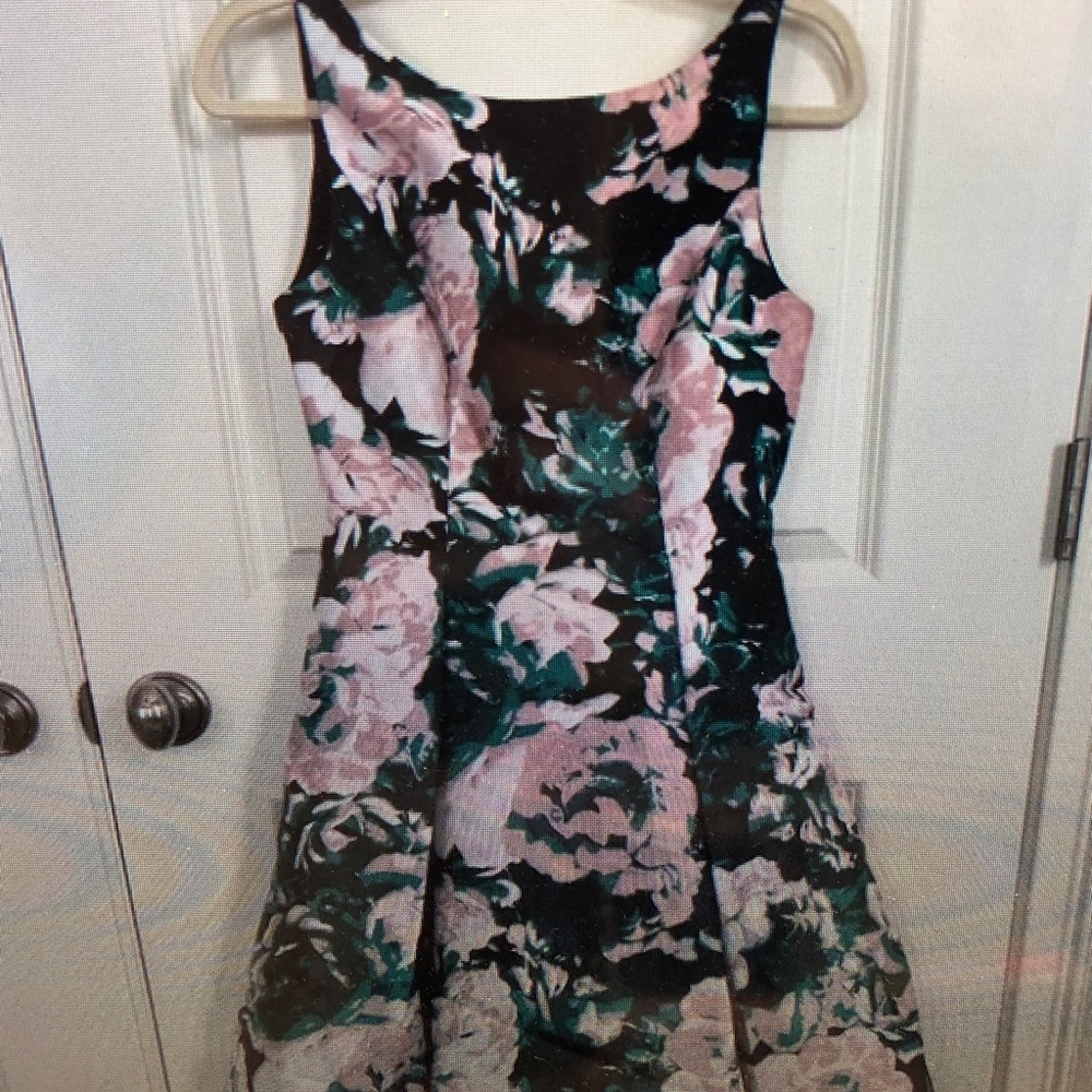 Floral Sleeveless Dress